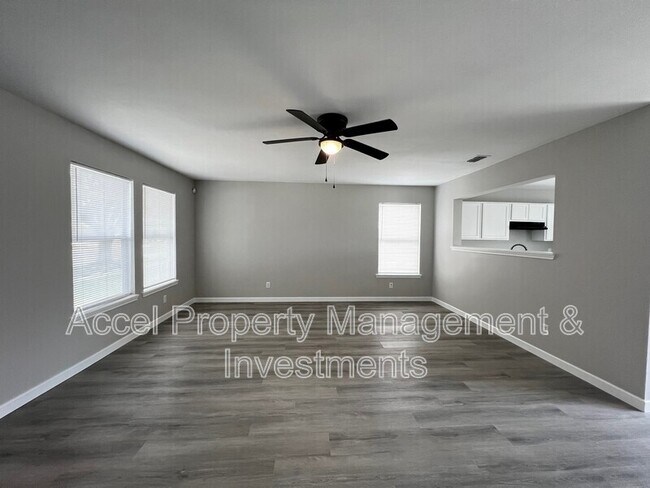 2912 Ozark Ave in McAllen, TX - Building Photo - Building Photo