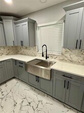 7102 Carmel Ave in New Port Richey, FL - Building Photo - Building Photo