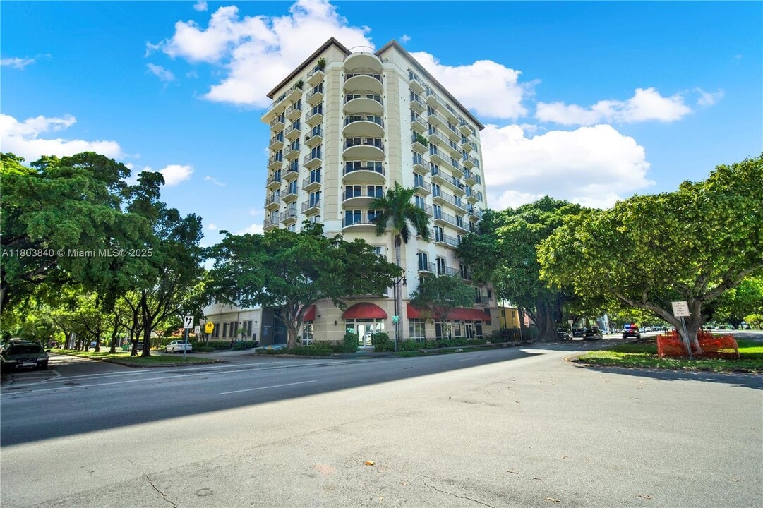 2701 SW 3rd Ave in Miami, FL - Building Photo