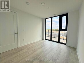 801 The Queensway in Toronto, ON - Building Photo - Building Photo