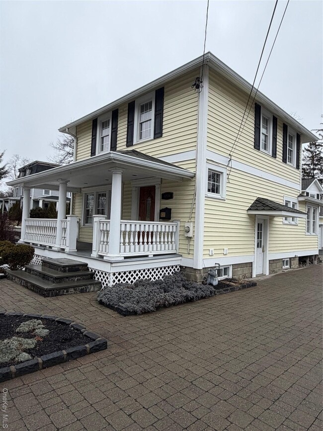 1230 Hopewell Ave in Fishkill, NY - Building Photo - Building Photo