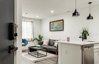 1530 Neal St NE in Washington, DC - Building Photo - Building Photo