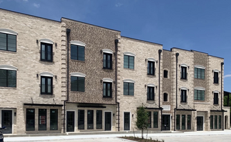131 E Fate Main Pl, Unit 203 in Fate, TX - Building Photo