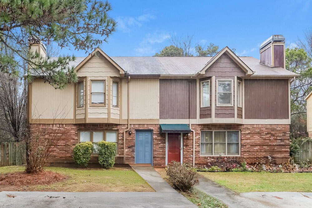 2130 Country Walk Way SE in Conyers, GA - Building Photo
