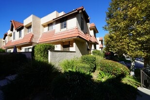 27663 Ironstone Dr in Santa Clarita, CA - Building Photo