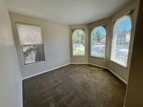 4617 Stuben Ct in Elk Grove, CA - Building Photo - Building Photo