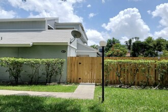 617 NW 132nd Terrace in Plantation, FL - Building Photo - Building Photo