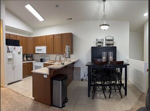 473 N Kent Ln in North Salt Lake, UT - Foto de edificio - Building Photo