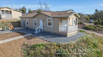 1132 Old Mountain View Rd in El Cajon, CA - Building Photo