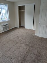 1601 Chichester Ave, Unit 205 in Marcus Hook, PA - Building Photo - Building Photo