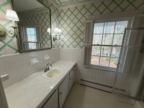 1121 Forest Hills Rd NW in Wilson, NC - Building Photo - Building Photo