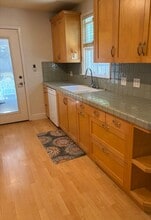 1160 Gravenstein Hwy N in Sebastopol, CA - Building Photo - Building Photo