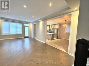 161 Damselfly Way in Ottawa, ON - Building Photo - Building Photo