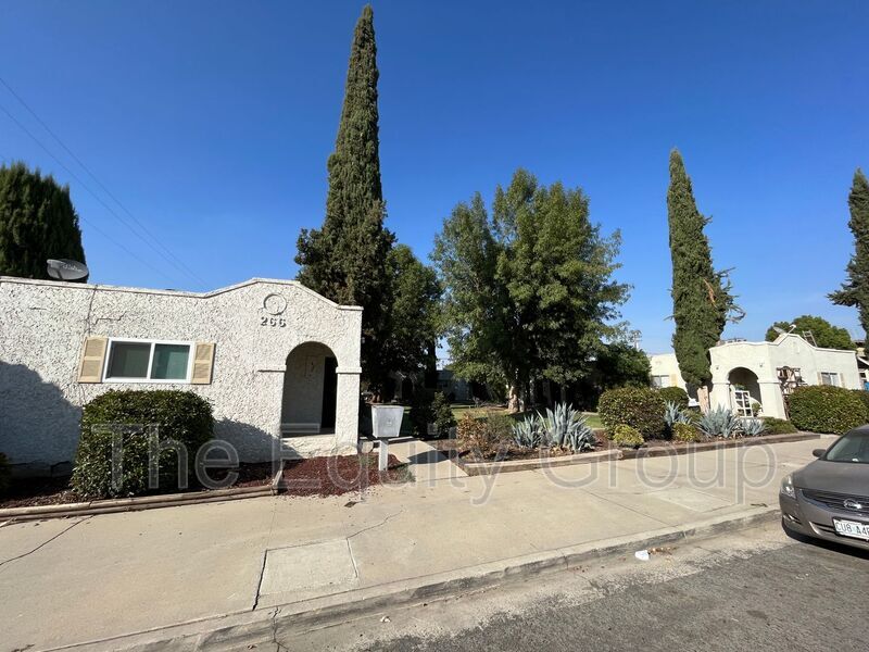 266 W Belleview Ave in Porterville, CA - Building Photo