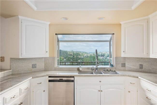 4389 San Blas Ave in Los Angeles, CA - Building Photo - Building Photo