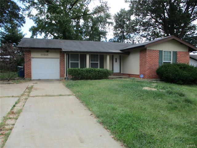 11545 Lares Dr in Florissant, MO - Building Photo