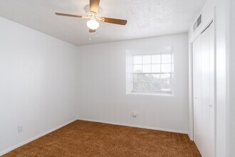 Fairbanks Apartments in El Paso, TX - Foto de edificio - Interior Photo