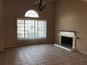 3329 E Wescott Dr in Phoenix, AZ - Building Photo - Building Photo