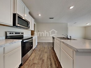 3462 Lynn Ct in Middleburg, FL - Building Photo - Building Photo