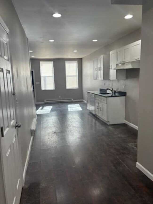 1835 E Monmouth St in Philadelphia, PA - Building Photo - Building Photo