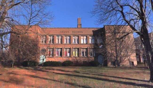 Hodge School in Cleveland, OH - Foto de edificio - Building Photo