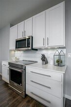 1 University Way in Iowa City, IA - Building Photo - Building Photo