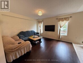 181 Norland Cir in Oshawa, ON - Building Photo - Building Photo