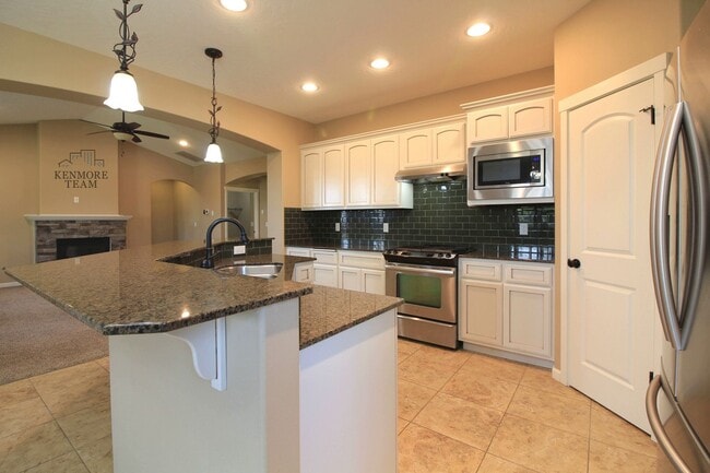 1118 N Nevada St in Kennewick, WA - Building Photo - Building Photo