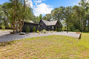 1675 Highway 92 S in Fayetteville, GA - Building Photo