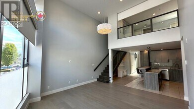 1525-1525 Bellevue Ave in West Vancouver, BC - Building Photo - Building Photo