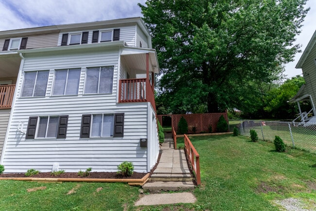 property at 40 Coal Lick Run St