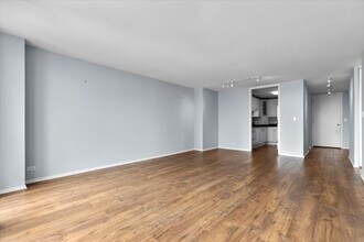 1660 N La Salle Dr in Chicago, IL - Building Photo - Building Photo
