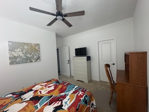 283 Hadley Wy in Oceanside, CA - Building Photo - Building Photo