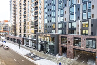The Larking in Minneapolis, MN - Foto de edificio - Building Photo