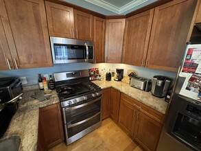 15 Orchard St, Unit 1 in Cambridge, MA - Building Photo - Building Photo
