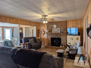 187 Commodore Loop in Mooresville, NC - Building Photo - Building Photo