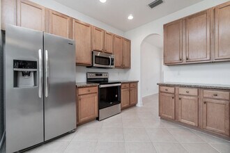 10324 Willow Oaks Trail in Boynton Beach, FL - Building Photo - Building Photo