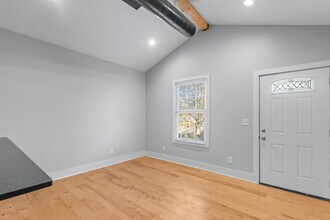 944 Brent St in Louisville, KY - Building Photo - Building Photo