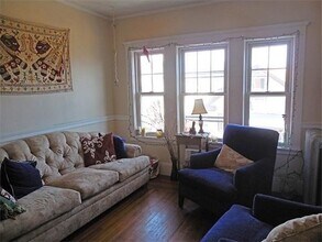 17 Ames St-Unit -1 in Somerville, MA - Building Photo - Building Photo