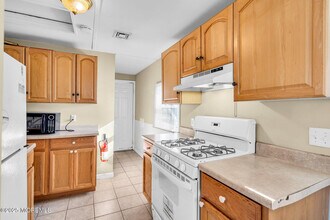 549 Brielle Rd in Manasquan, NJ - Building Photo - Building Photo