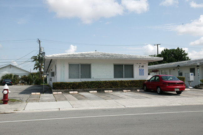 41 E 7th St in Hialeah, FL - Building Photo - Building Photo