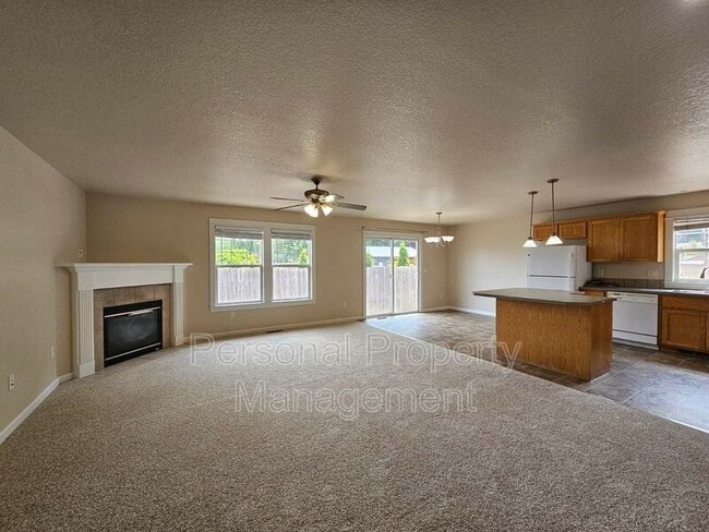 11809 NE 26th Pl in Vancouver, WA - Building Photo - Building Photo