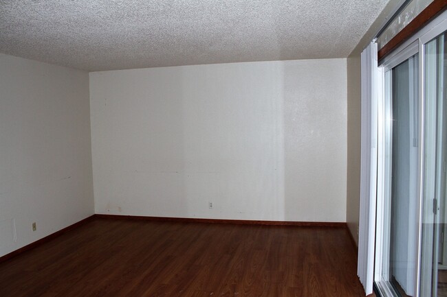 215 Myers St S in Salem, OR - Building Photo - Building Photo