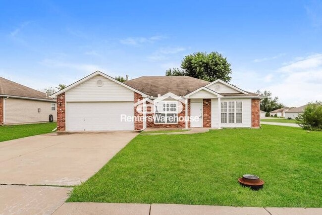 property at 735 Carlisle Dr
