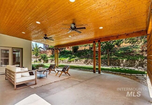 property at 7916 S Rafael Way