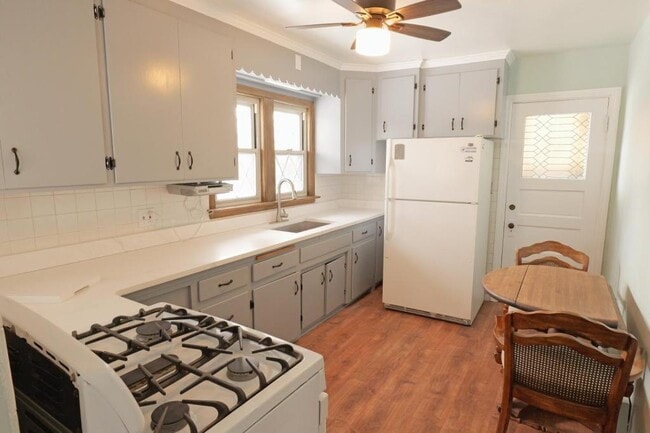 4102 Elm Ave in Lyons, IL - Building Photo - Building Photo