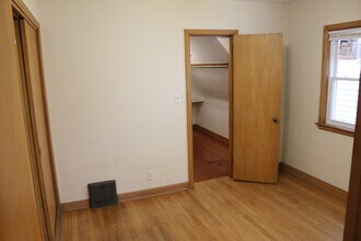 3108A N Pierce St, Unit Cozy 2 Bedroom in Riverwest in Milwaukee, WI - Foto de edificio - Building Photo