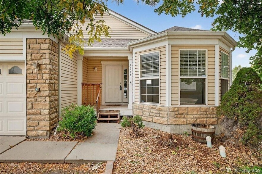 5241 Helena St, Unit 3-E-204 in Denver, CO - Building Photo