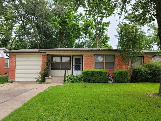 property at 3023 Gus Thomasson Rd