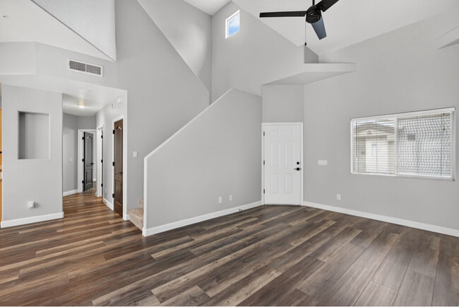 8105 W Beck Ln in Peoria, AZ - Building Photo - Building Photo